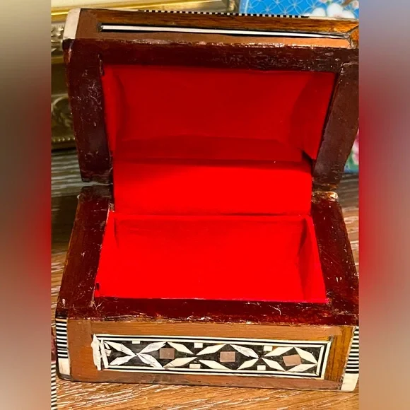 Wood trinket handcrafted boxes (set of 2) approx 7.75”x 4.75” & 3.75”x 2.75”